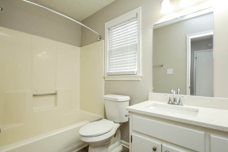 1,955/Mo, 346 Paula Ct Lawrenceville, GA 30046 Bathroom View