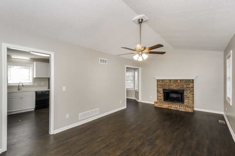 1,865/Mo, 3421 Westview Cv Powder Springs, GA 30127 Living Room View