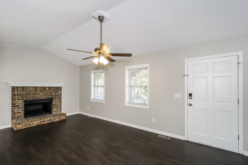 1,865/Mo, 3421 Westview Cv Powder Springs, GA 30127 Living Room View 3