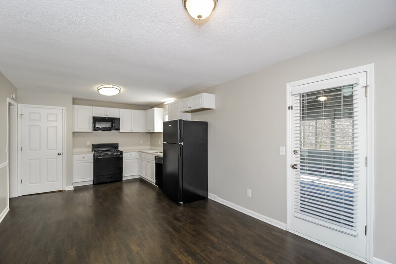 1,865/Mo, 3421 Westview Cv Powder Springs, GA 30127 Kitchen View