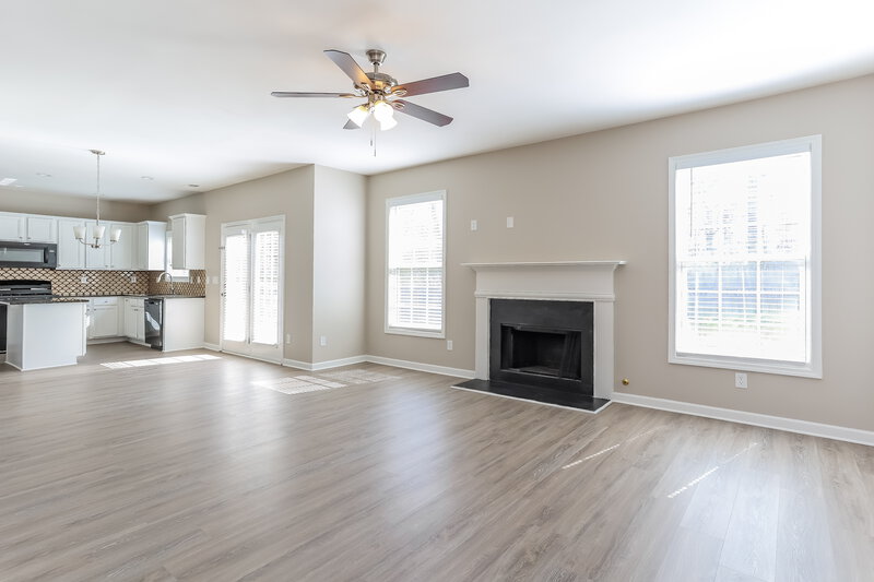 2,370/Mo, 1777 Brandemere Dr Austell, GA 30168 Living Room View 2