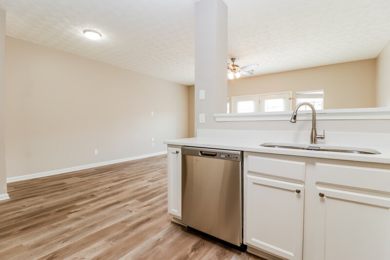 2,185/Mo, 4399 Stone Gate Way East Point, GA 30344 Kitchen View 3