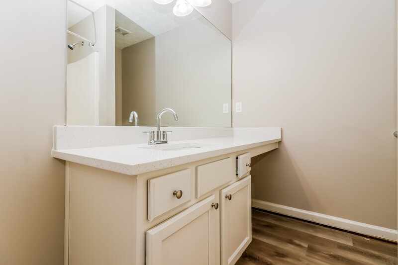 2,185/Mo, 4399 Stone Gate Way East Point, GA 30344 Main Bathroom View
