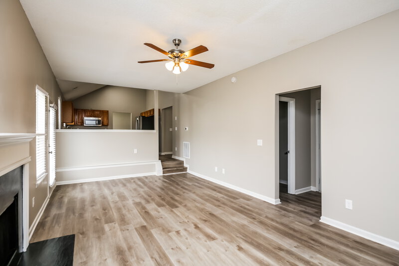 2,145/Mo, 3337 McIntosh Ln Snellville, GA 30039 Living Room View 3