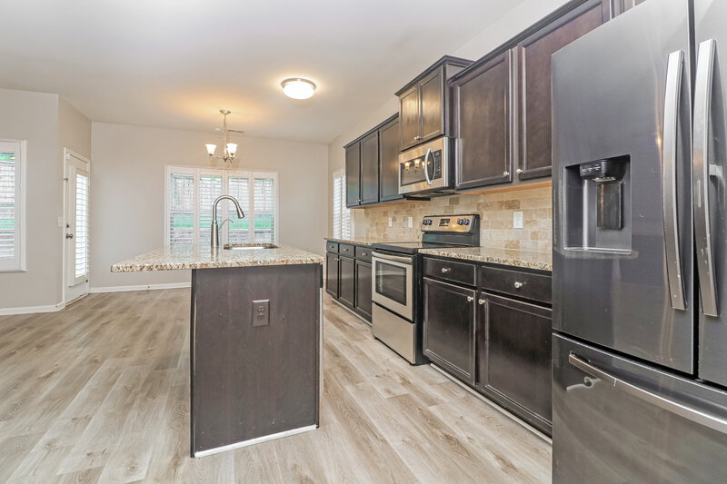 1,965/Mo, 371 Stable View Loop Dallas, GA 30132 Kitchen View 2