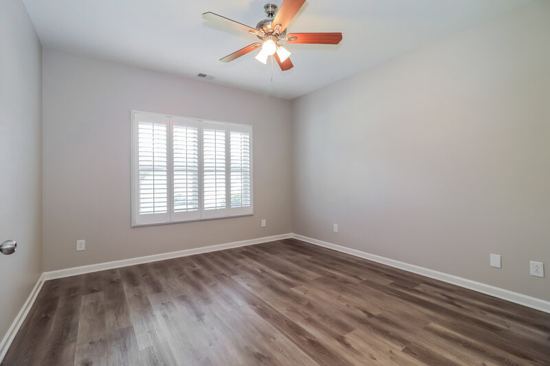 2,150/Mo, 371 Stable View Loop Dallas, GA 30132 Main Bedroom View