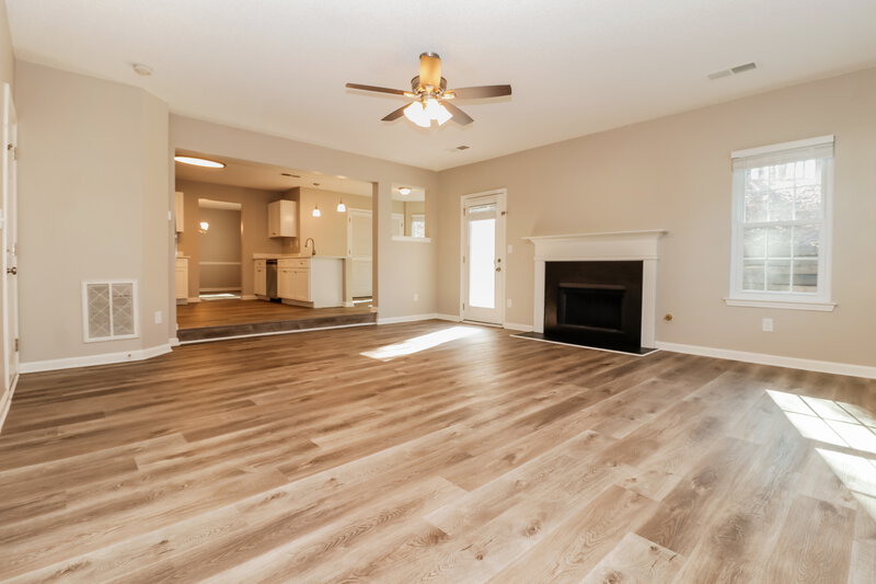 2,260/Mo, 7210 Mahogany Dr Fairburn, GA 30213 Living Room View