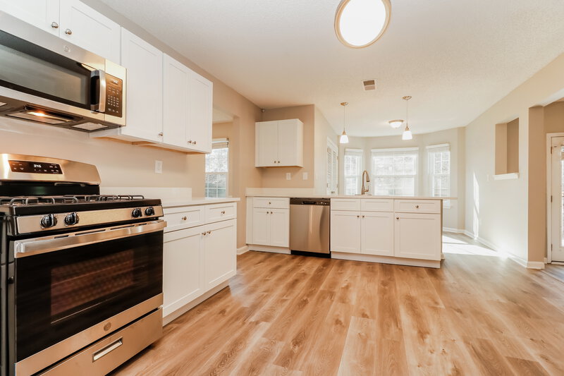 2,260/Mo, 7210 Mahogany Dr Fairburn, GA 30213 Kitchen View 3