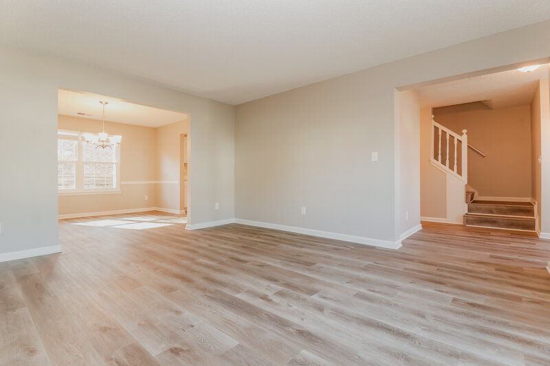 2,260/Mo, 7210 Mahogany Dr Fairburn, GA 30213 Family Room View 2