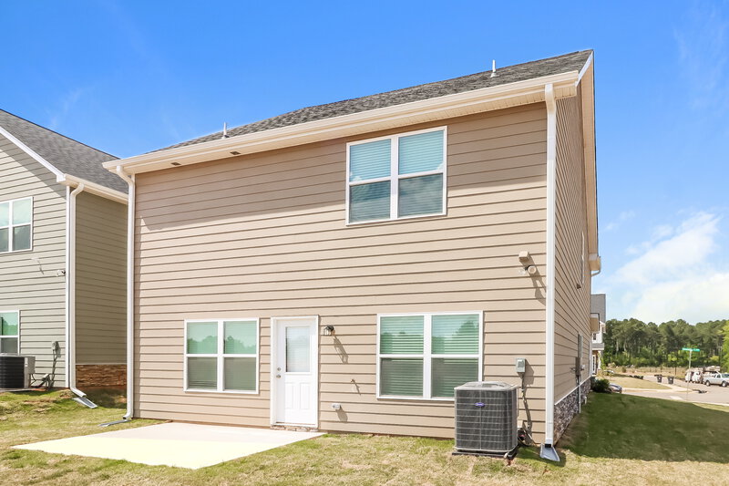 2,420/Mo, 2553 Cornerstone Blvd Hampton, GA 30228 Rear View 2