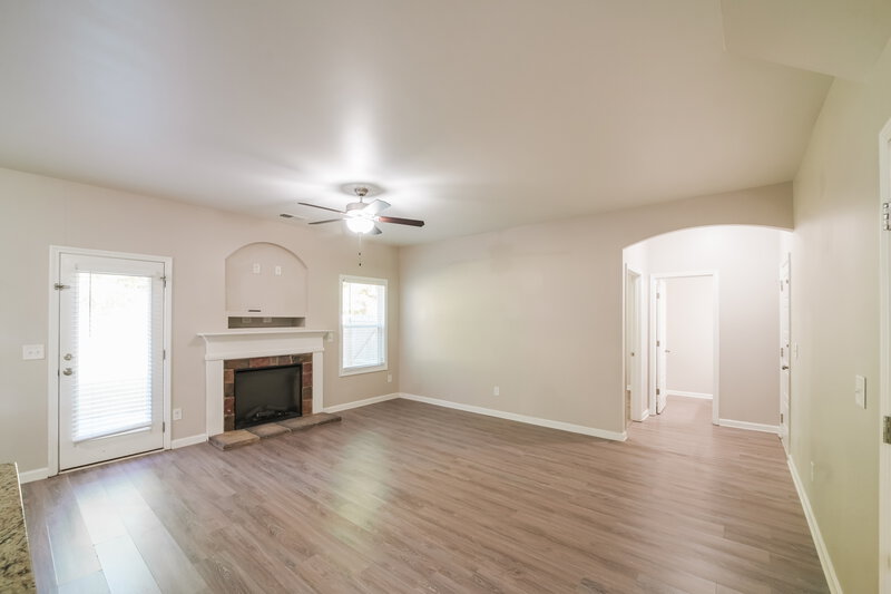 2,225/Mo, 149 Lindsey Dr Bremen, GA 30110 Misc View 3