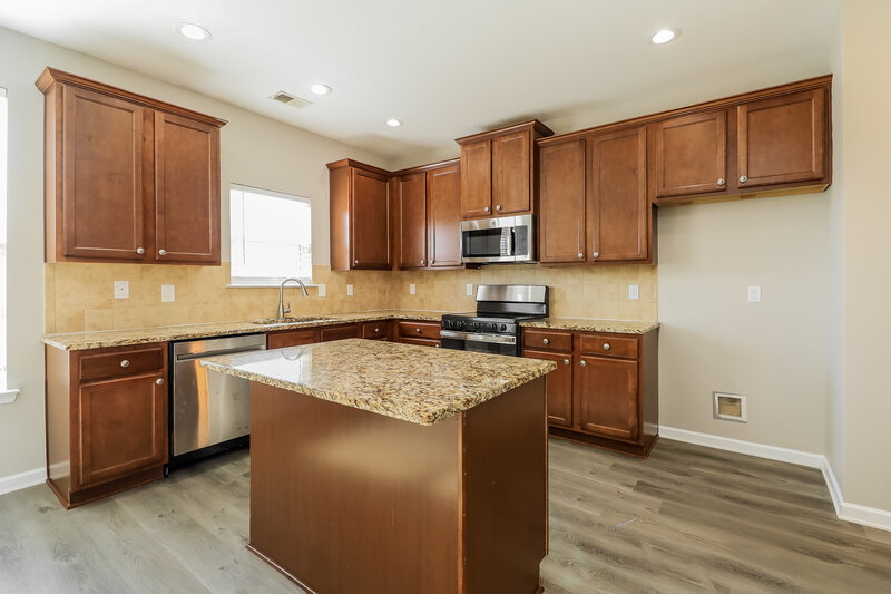 2,990/Mo, 920 Piedmont Dr Locust Grove, GA 30248 Kitchen View