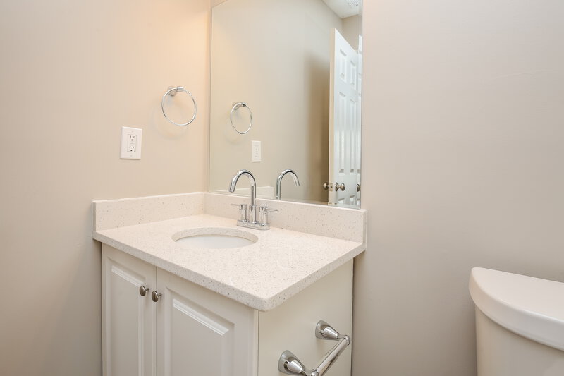 2,270/Mo, 217 Legacy Dr Hoschton, GA 30548 Bathroom View