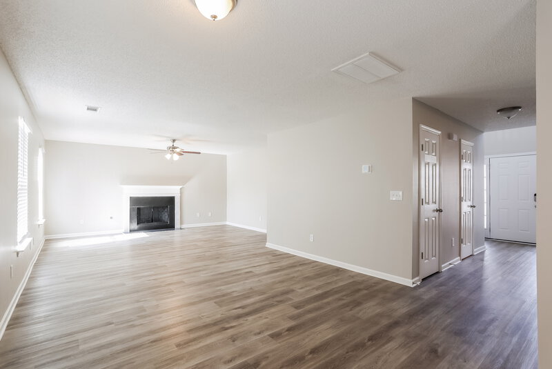 1,960/Mo, 3701 Tackett Rd Douglasville, GA 30135 Living Room View