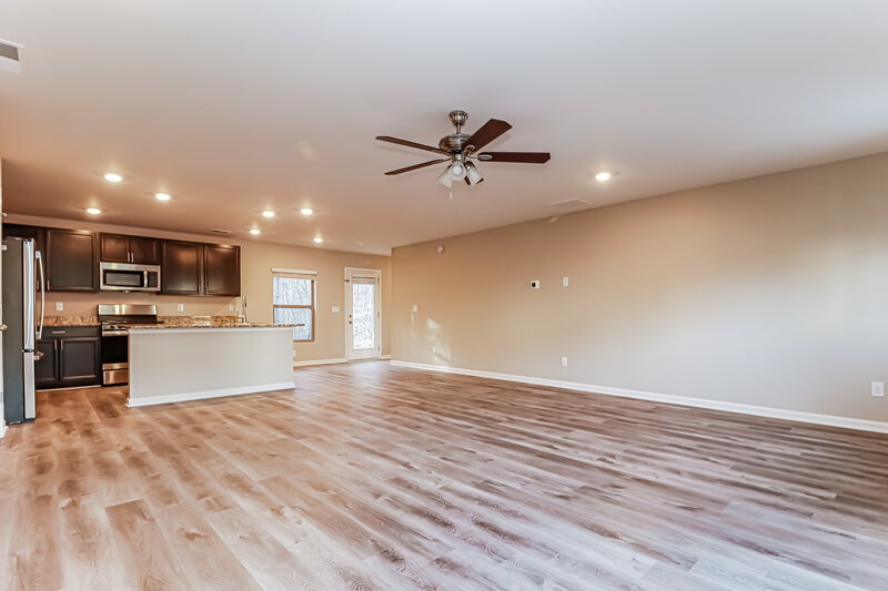 2,365/Mo, 11994 Guelph Cir Hampton, GA 30228 Living Room View 2