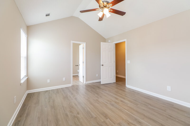 2,310/Mo, 195 Ridge Pointe Dr Covington, GA 30016 Main Bedroom View