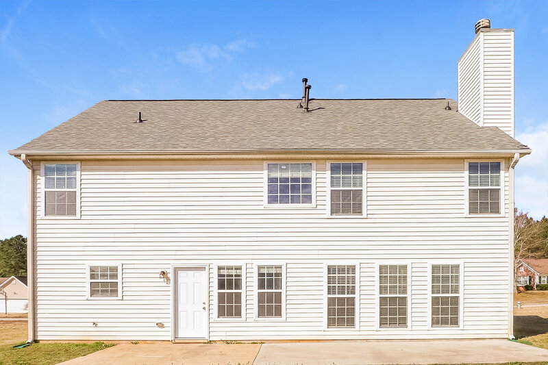 2,310/Mo, 195 Ridge Pointe Dr Covington, GA 30016 Rear View