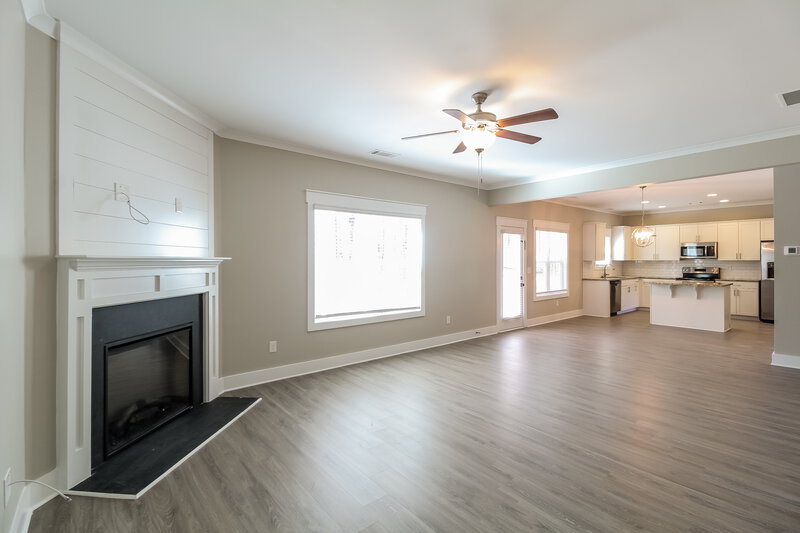 2,165/Mo, 245 Stonecreek Bnd Monroe, GA 30655 Living Room View 2