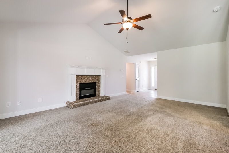 2,025/Mo, 74 Heartland Cir Winder, GA 30680 Living Room View