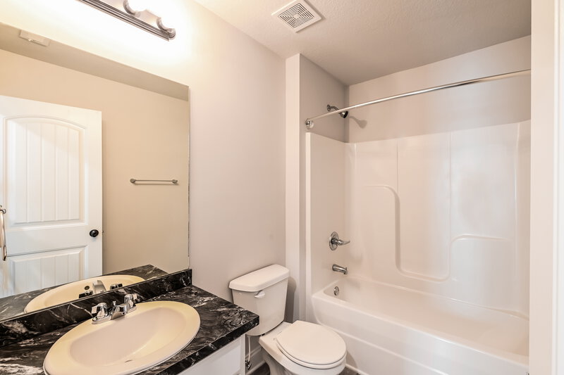 3,540/Mo, 74 Heartland Cir Winder, GA 30680 Bathroom View