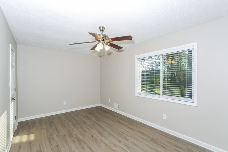 2,040/Mo, 3230 Revere Cir Snellville, GA 30039 Main Bedroom View