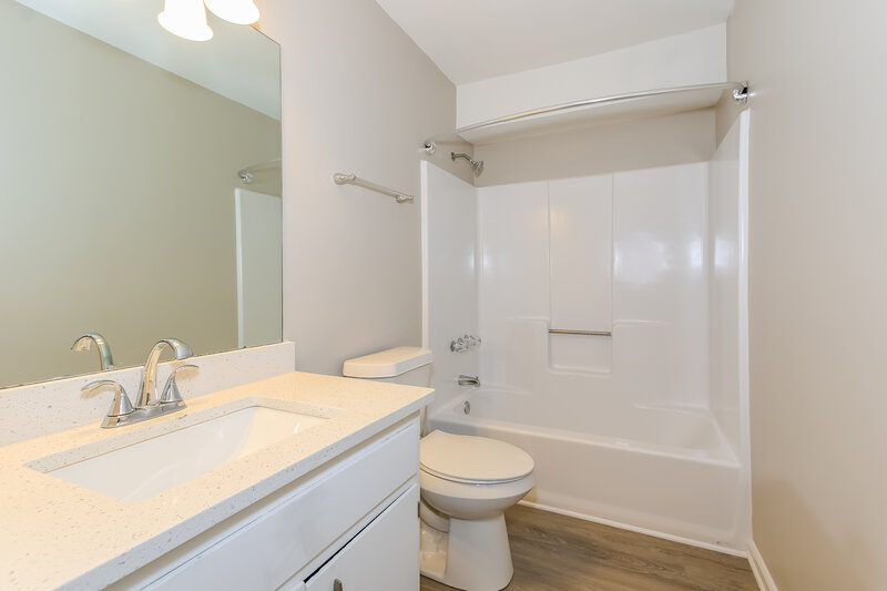 2,040/Mo, 3230 Revere Cir Snellville, GA 30039 Bathroom View