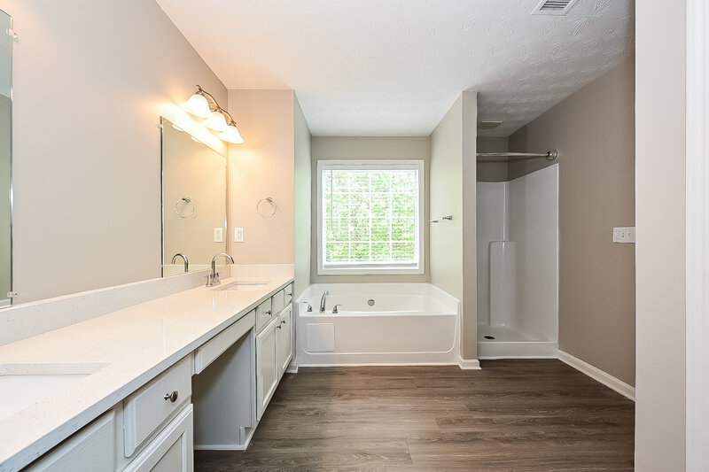 3,240/Mo, 445 Heathcliff Ct McDonough, GA 30253 Main Bathroom View