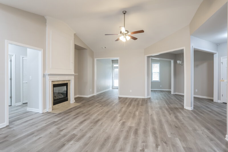 2,290/Mo, 2804 Summit Pkwy SW Atlanta, GA 30331 Living Room View