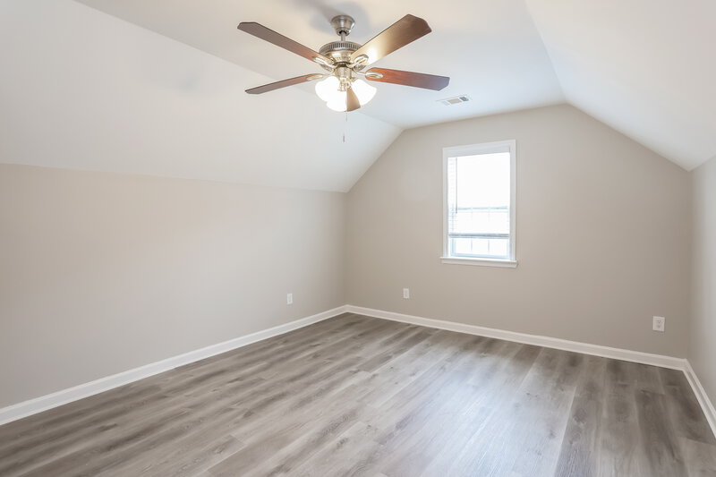 2,290/Mo, 2804 Summit Pkwy SW Atlanta, GA 30331 Main Bedroom View 2