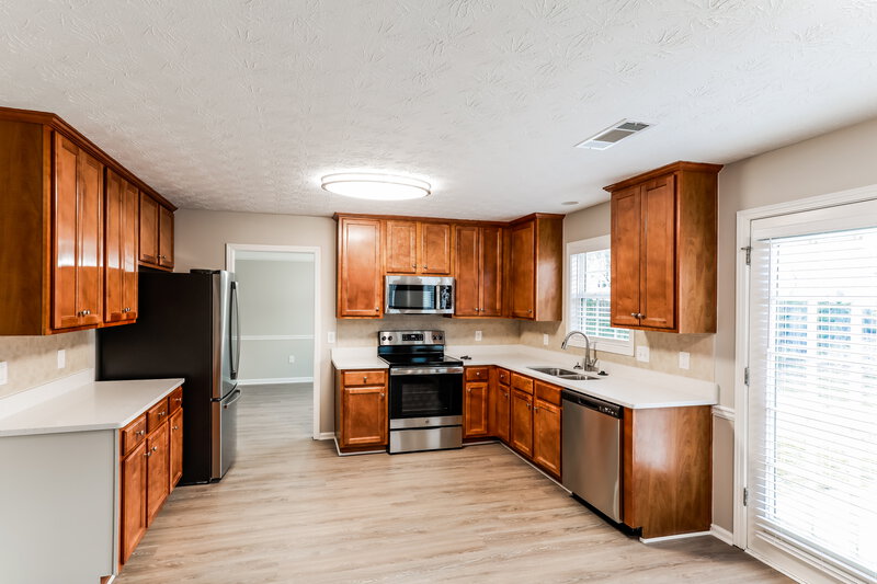 3,360/Mo, 3217 Watson Meadow Ln Loganville, GA 30052 Kitchen View