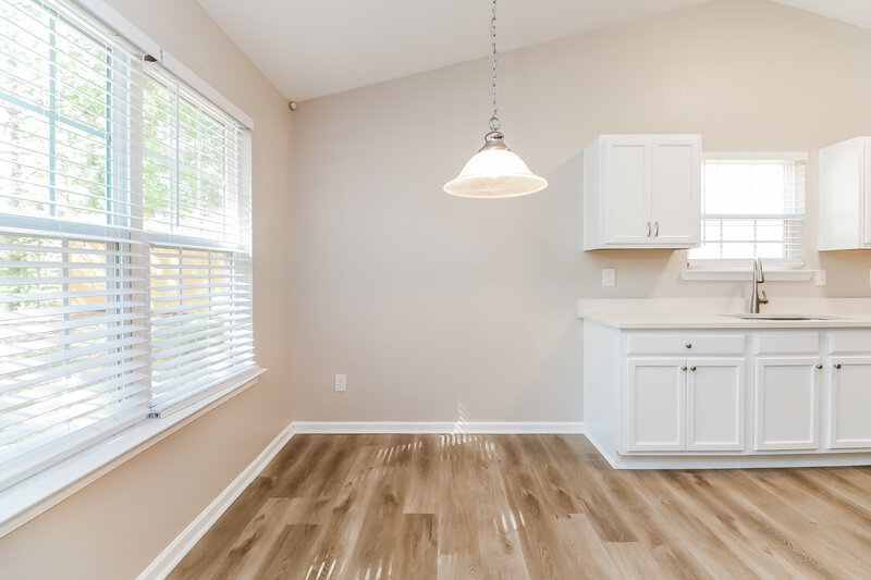 1,665/Mo, 310 Lakeside Pt Covington, GA 30016 Dining Room View