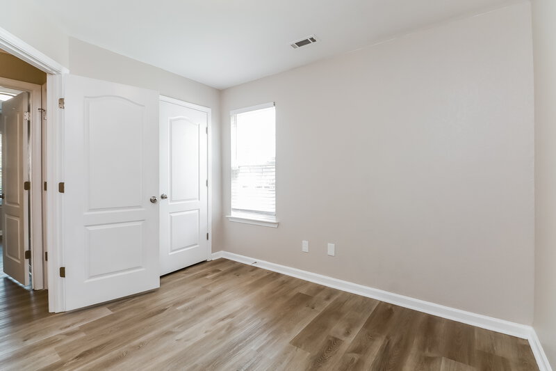 1,665/Mo, 310 Lakeside Pt Covington, GA 30016 Bedroom View