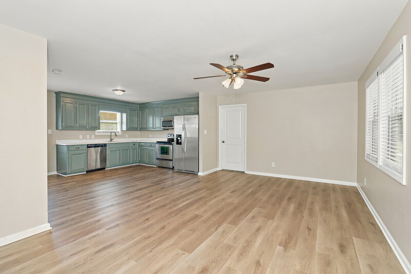 1,665/Mo, 120 Old Rudy York Rd NW Cartersville, GA 30121 Living Room View 2