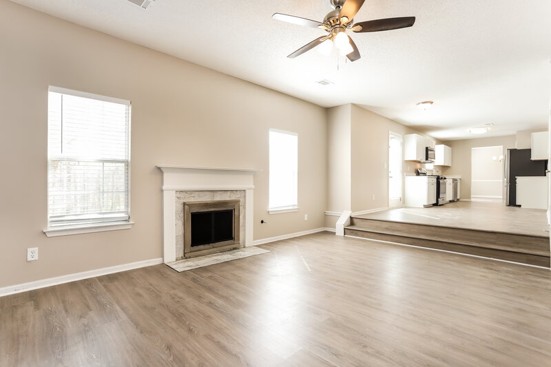 2,965/Mo, 2244 Waters Run Decatur, GA 30035 Living Room View