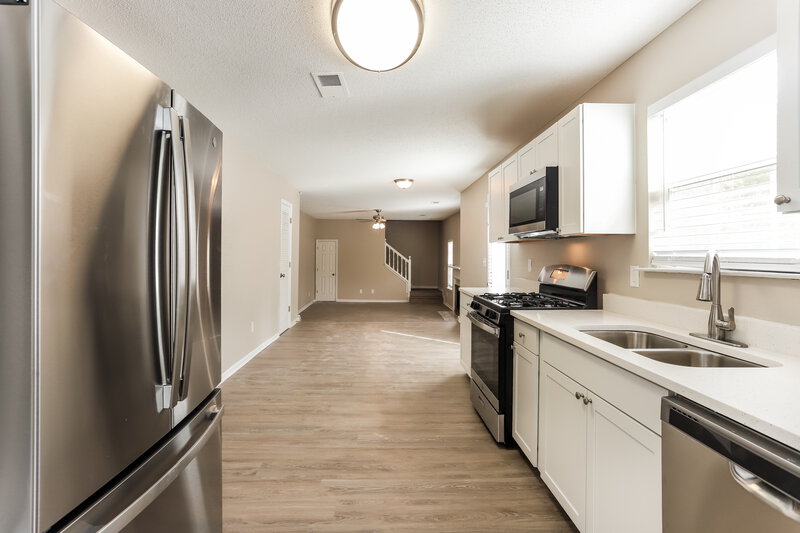 2,965/Mo, 2244 Waters Run Decatur, GA 30035 Kitchen View 2