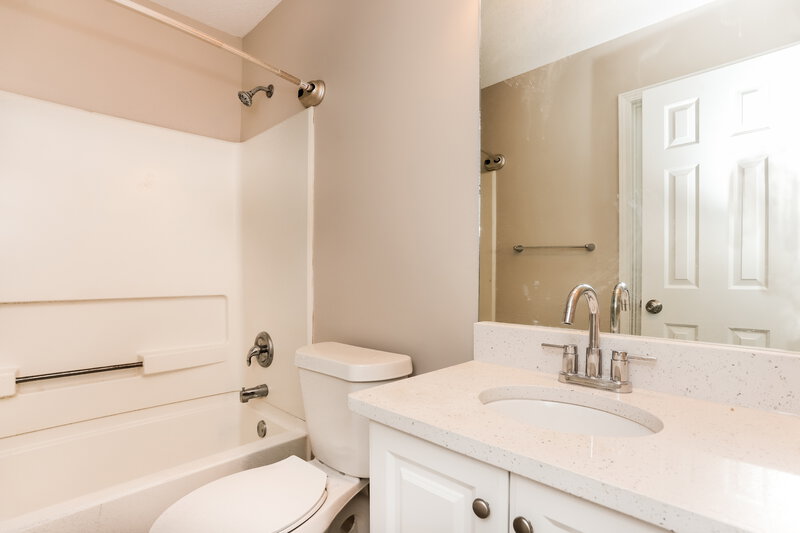 2,965/Mo, 2244 Waters Run Decatur, GA 30035 Bathroom View 2