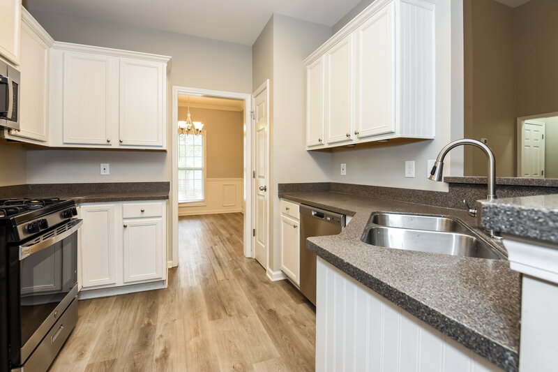 2,960/Mo, 636 Forest Pine Dr Ball Ground, GA 30107 Kitchen View