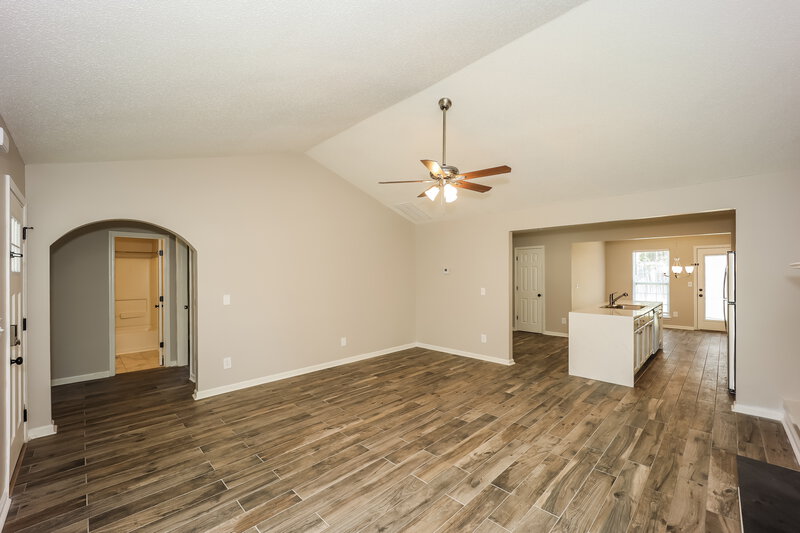 1,885/Mo, 102 Meadow Ct Fairburn, GA 30213 Living Room View