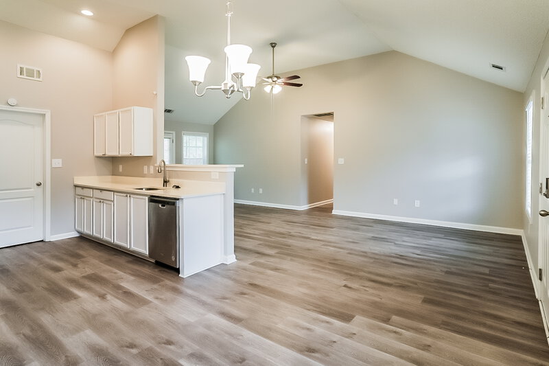 1,890/Mo, 4925 Brookwood Pl College Park, GA 30349 Misc View 5