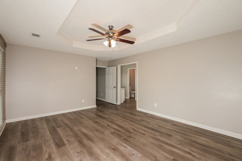 2,315/Mo, 14 Sleepy Hollow Ct Stockbridge, GA 30281 Main Bathroom View