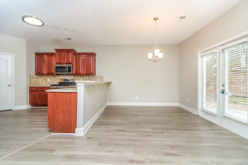 2,470/Mo, 4459 Hamby Pond Pl NW Acworth, GA 30102 Dining Room View 2