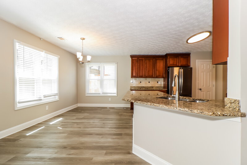 2,490/Mo, 2950 Northcliff Dr Suwanee, GA 30024 Breakfast Nook View