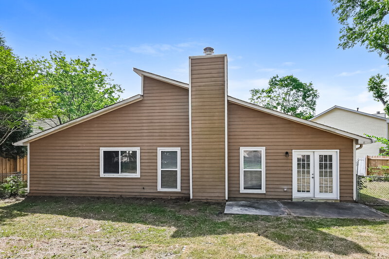 2,255/Mo, 5475 Ballard Way Norcross, GA 30071 Rear View