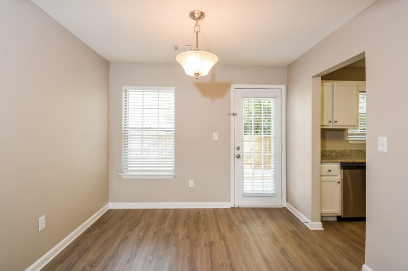 2,335/Mo, 2053 Summer View Pl SW Marietta, GA 30060 Dining Room View