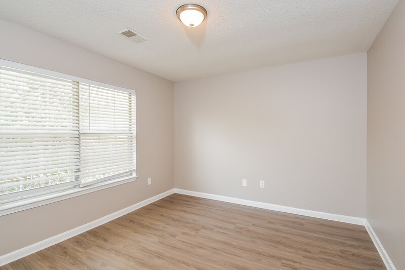 2,335/Mo, 2053 Summer View Pl SW Marietta, GA 30060 Bedroom View