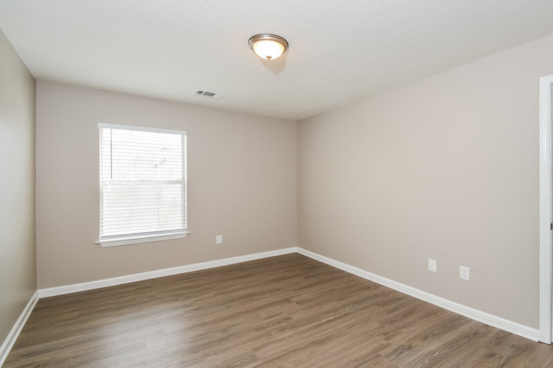 2,335/Mo, 2053 Summer View Pl SW Marietta, GA 30060 Bedroom View 2