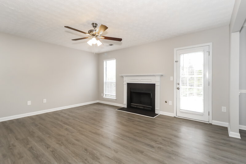 2,250/Mo, 2384 Stancrest Ln Lawrenceville, GA 30044 Living Room View