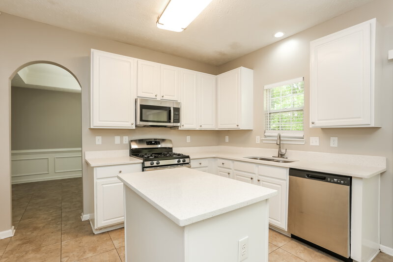 2,285/Mo, 511 Gables Ct McDonough, GA 30253 Kitchen View 2