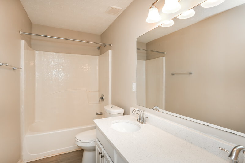2,285/Mo, 511 Gables Ct McDonough, GA 30253 Bathroom View