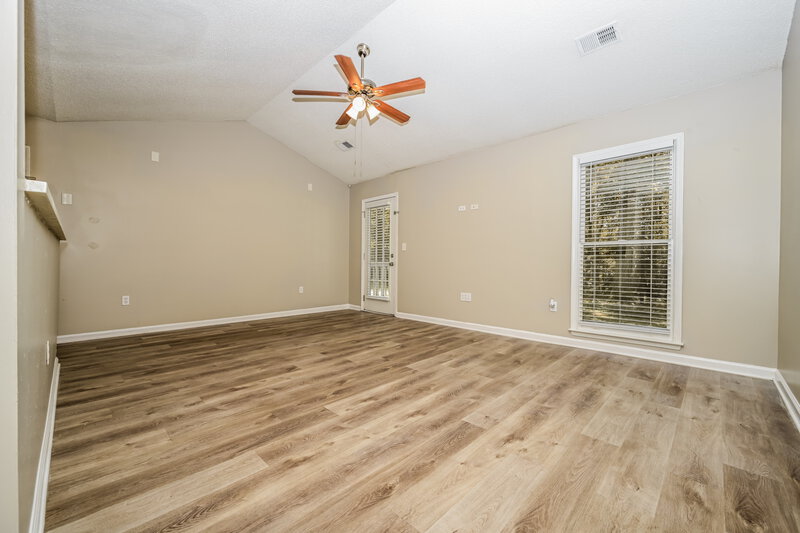 1,850/Mo, 125 Vesta Ct McDonough, GA 30252 Living Room View
